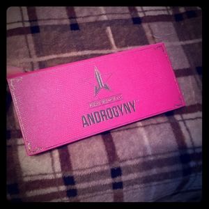 Jeffree star Androgeny